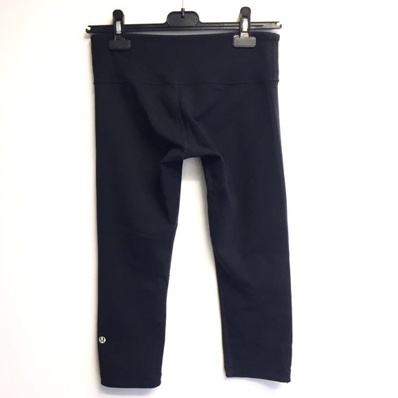 LULULEMON Reversible Wunder Under Crop Pants 6 - Picture 3 of 8